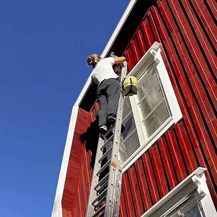 Maalipurkin pidike tikkaisiin